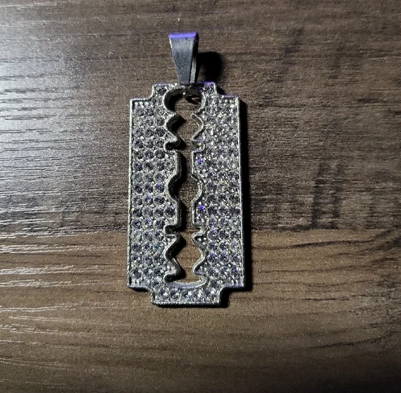 Accessories | Silver Razor Blade Pendant | Poshmark